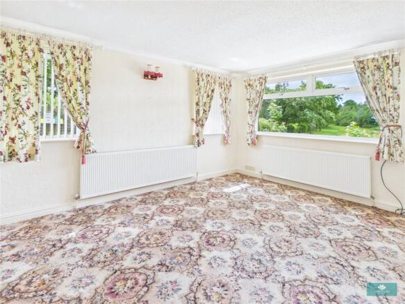 2 bed Bungalow for sale Image 8
