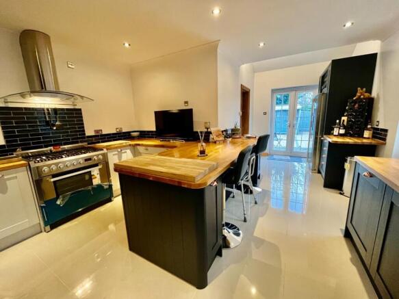 Kitchen/Breakfast Room