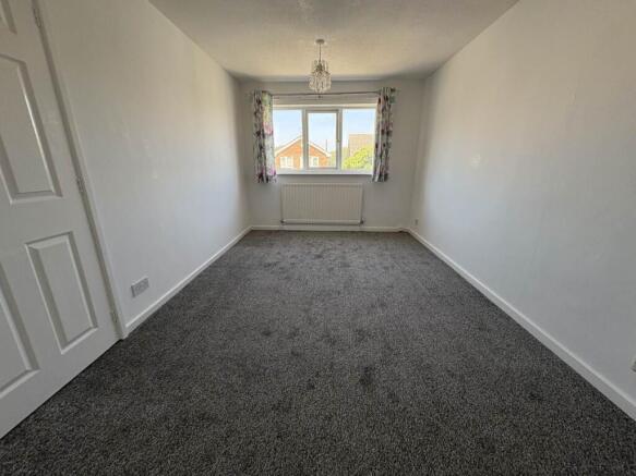 3 bed Detached to rent Image 10