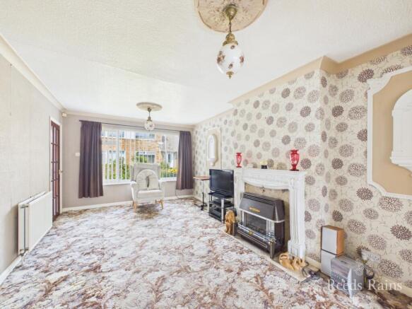 3 bed Semi-Detached for sale Image 9
