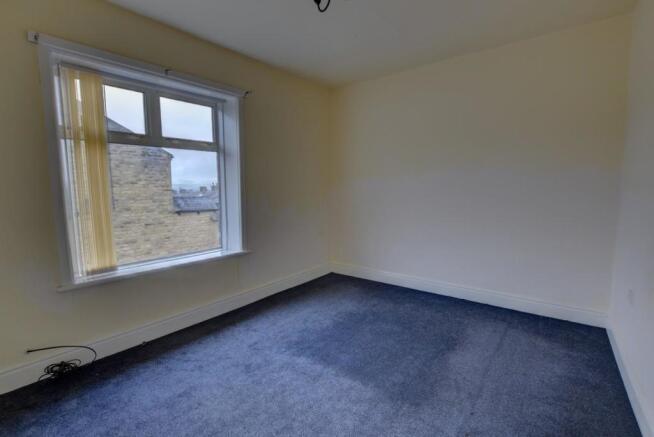 Bedroom 1.jpg