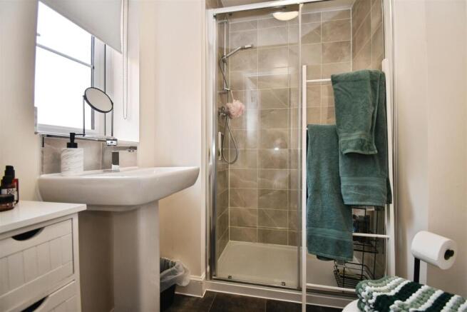 3 bed Semi-Detached for sale Image 10