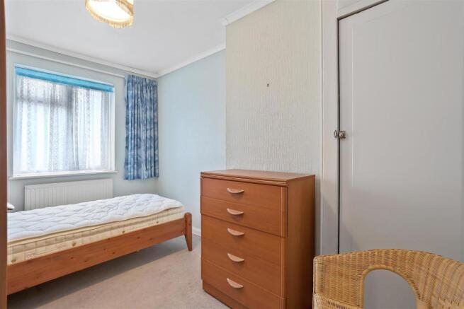 830186517 - 52 Windborough Road , SM5 17.jpg