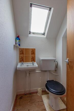 Cherry Tree Close 2-16.jpg