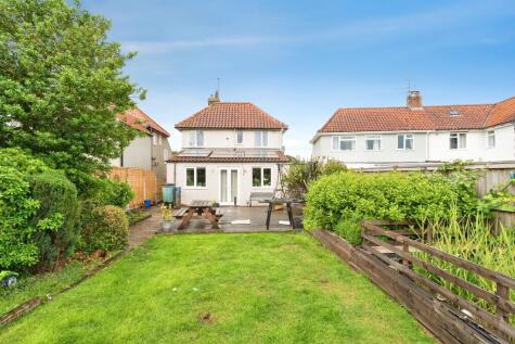 Cley Road, Holt