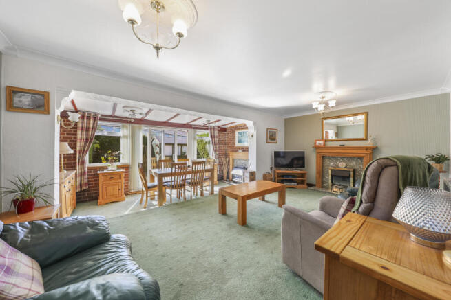 Living Room T202505011526.jpg