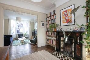 42, Elm Grove, London SE15 5DE