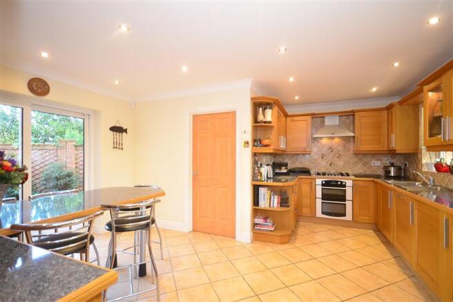 Kitchen / Breakfast Room