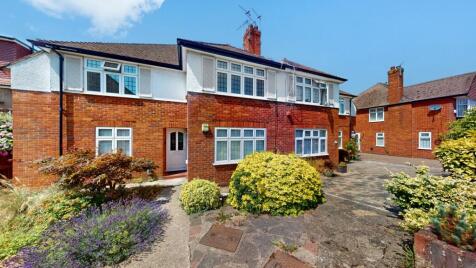 The Sigers, Eastcote, Pinner, Middlesex, HA5 2QJ