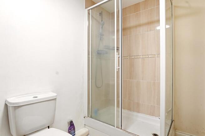 2 bed Apartment for sale Image 11