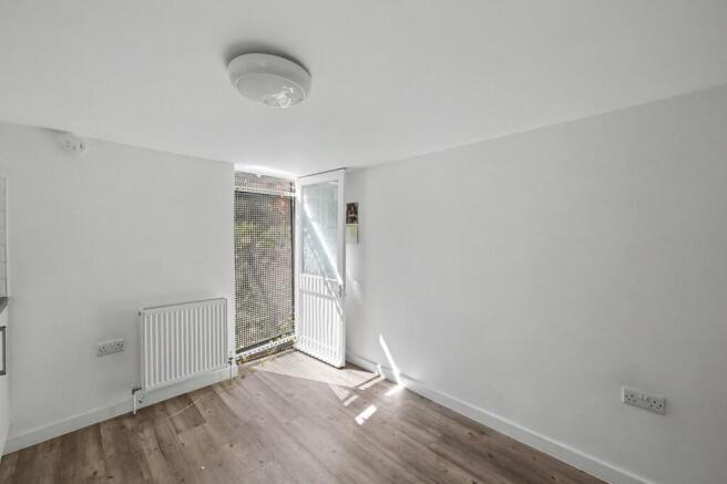 Flat A, 6 Saltram Crescent, London, W9 3HP photo 4