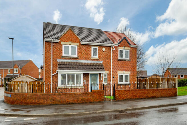 4 Bedroom Detached For Sale