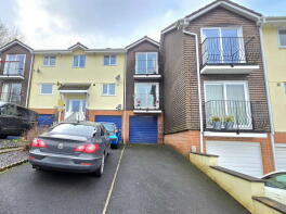19, Biscombe Gardens, Saltash PL12 6EG
