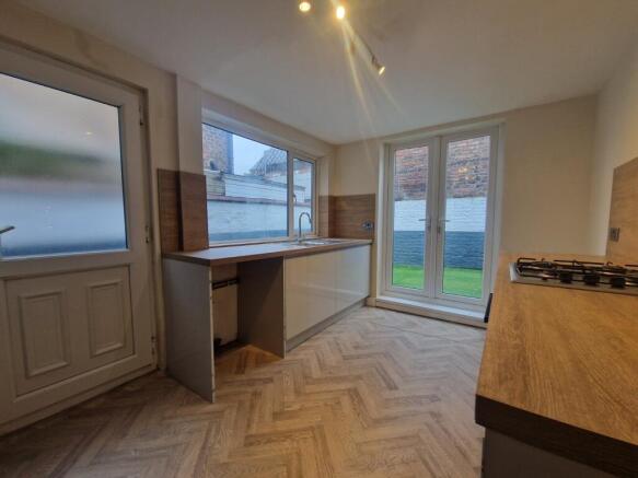 4 bed Terraced for sale Image 5