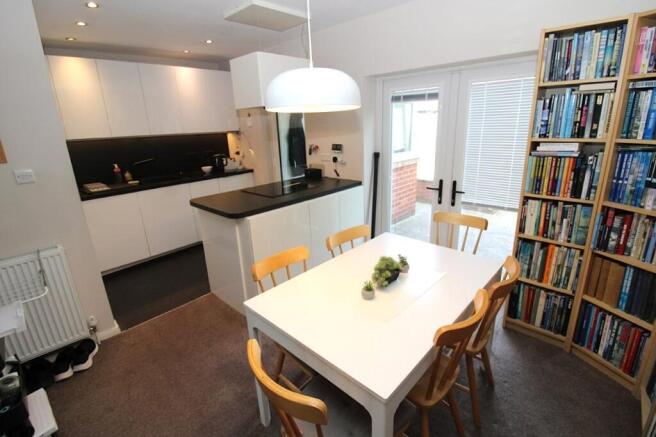3 bed Detached for sale Image 5