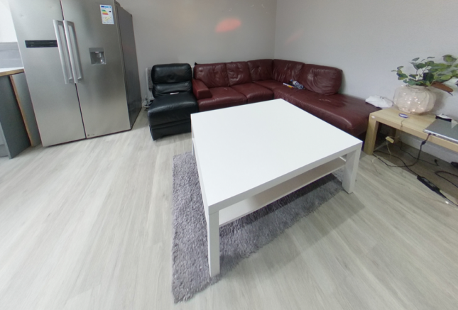 6 bed House to rent Image 7