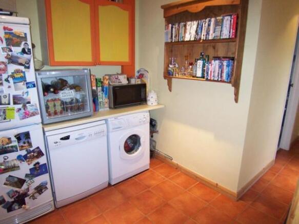 Photo 9