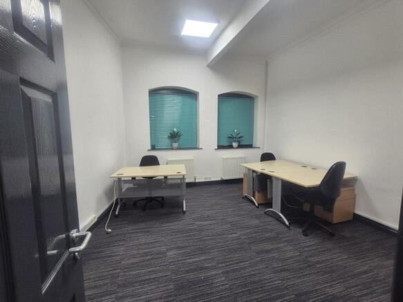 Office 9d.jpg