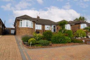 8, Dewlands, Godstone RH9 8BS
