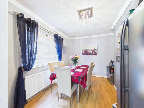 Orchard Road, South Ockendon, Essex, RM15 photo 4