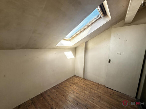 2 bed Terraced for sale Image 8