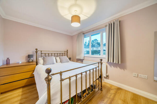 1403260-15-6973b0...