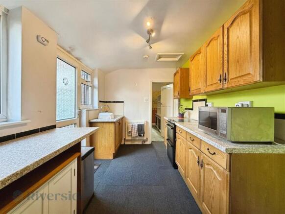 3 bed Terraced for sale Image 5