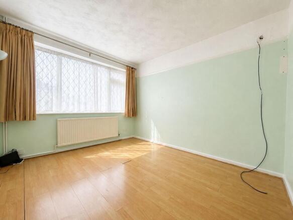 Laburnum Grove, Luton, LU3 photo 4