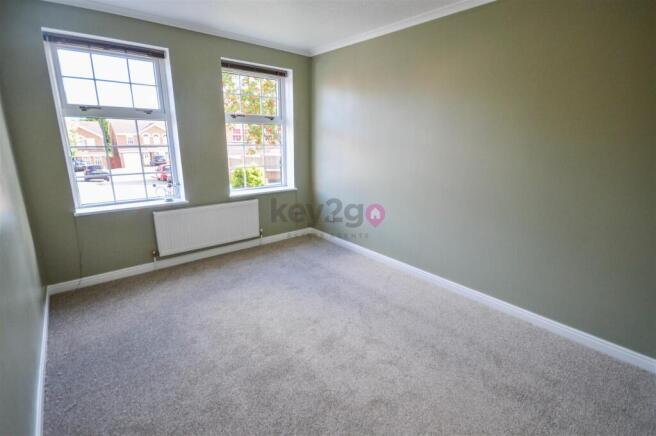 4 bed Detached to rent Image 6