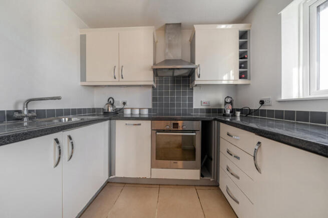 1396130-3-695bab2...