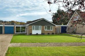 65, Caws Avenue, Seaview PO34 5JX