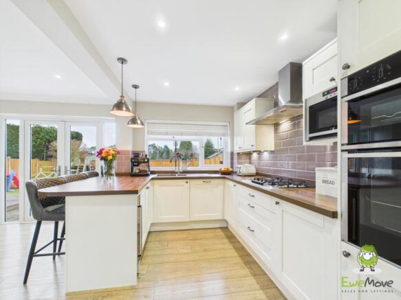 EweMove Fleet - Highdown - Kitchen