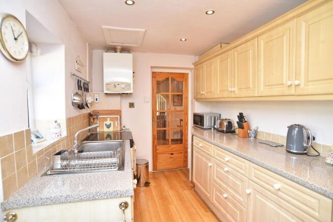 2 bed Terraced for sale Image 7