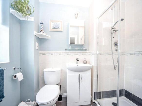 Ensuite Bathroom