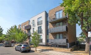 9, 163 Francis Apartments, Gideon Road, London SW11 5ET