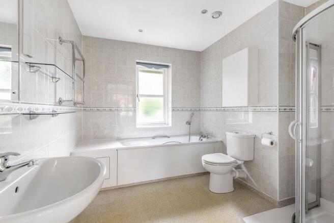 En-suite bathroom