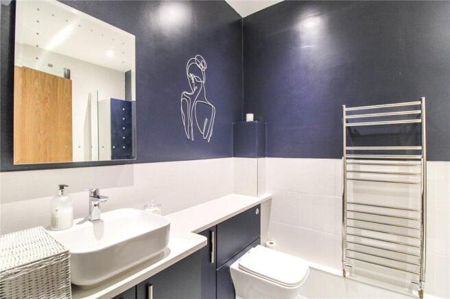 1 bed Apartment for sale Image 5