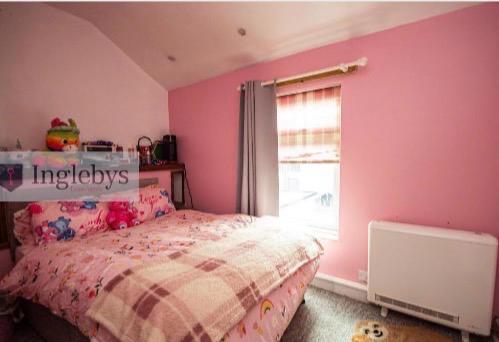 2 bed Terraced for sale Image 6
