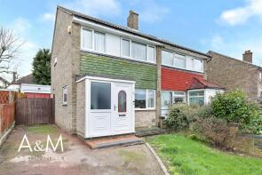 38, Northdene, Chigwell IG7 5JT