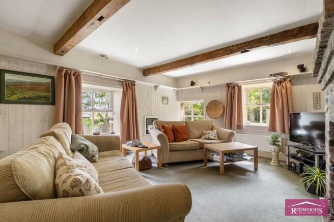 4 bed Barn Conversion for sale Image 7
