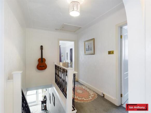 STAIRS & LANDING