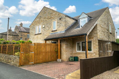 Elm Gardens, Skelmanthorpe, HD8