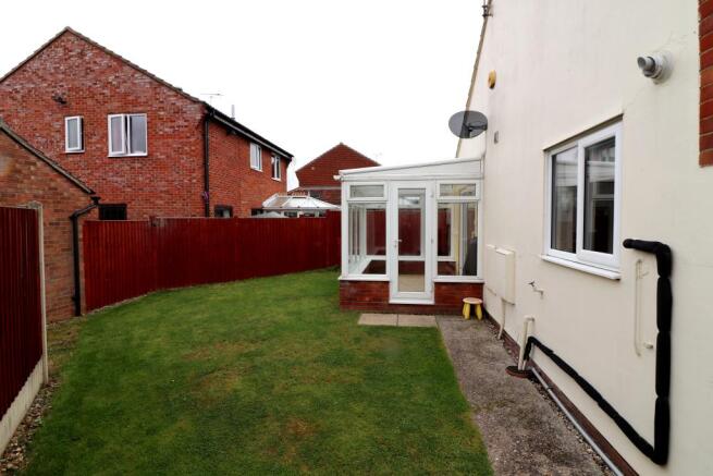REAR GARDEN - LAWN AREA