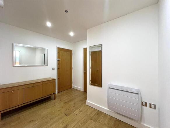 WhatsApp Image 2026-02-12 at 15.16.24 (4).jpeg