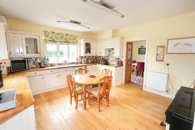 Kitchen/Dining Room
