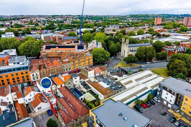 Flat B, 70 West Street, Old Market, Bristol BS2 0B