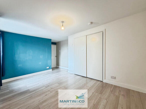 3 bed Town House for sale Image 7