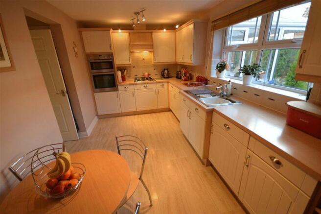 Kitchen/Breakfast