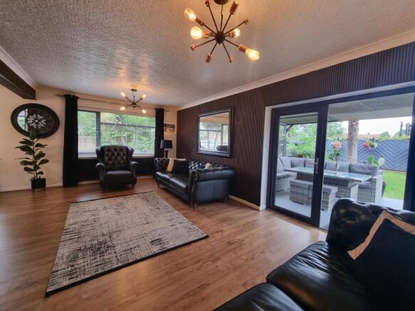 3 bed Detached for sale Image 6
