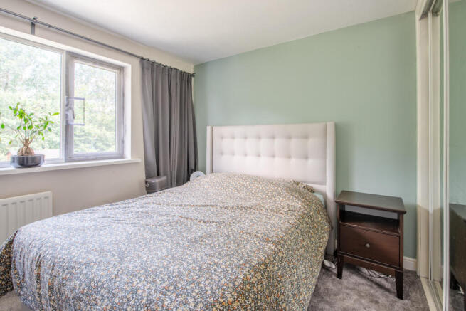 2 bed Town House for sale Image 9